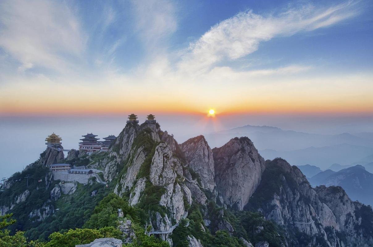 Mount Song: The Heart of Chinese Culture and Spirituality