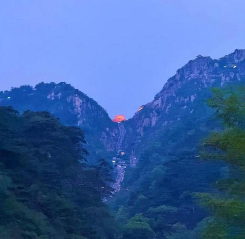Sunrise Mount Tai 2