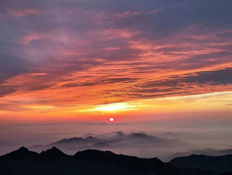 Sunset Mount Tai 4