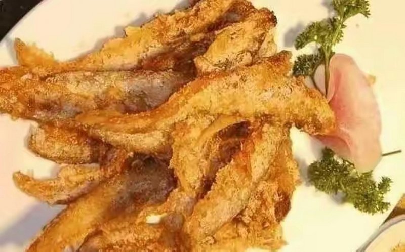 Red Scaled Fishi Mount Tai 2
