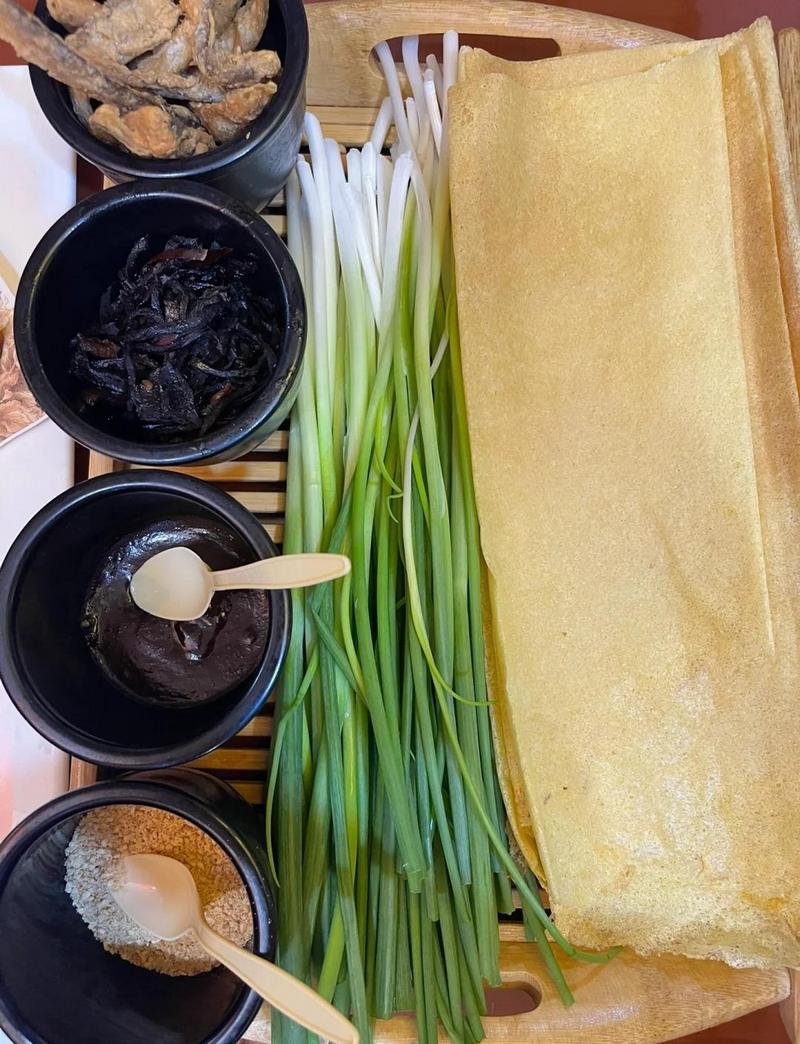 Pan Cake Wrapped Scallions Mount Tai 7