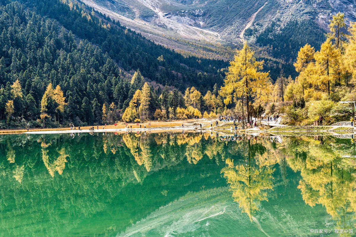 Daocheng Yading Alpine Lakes