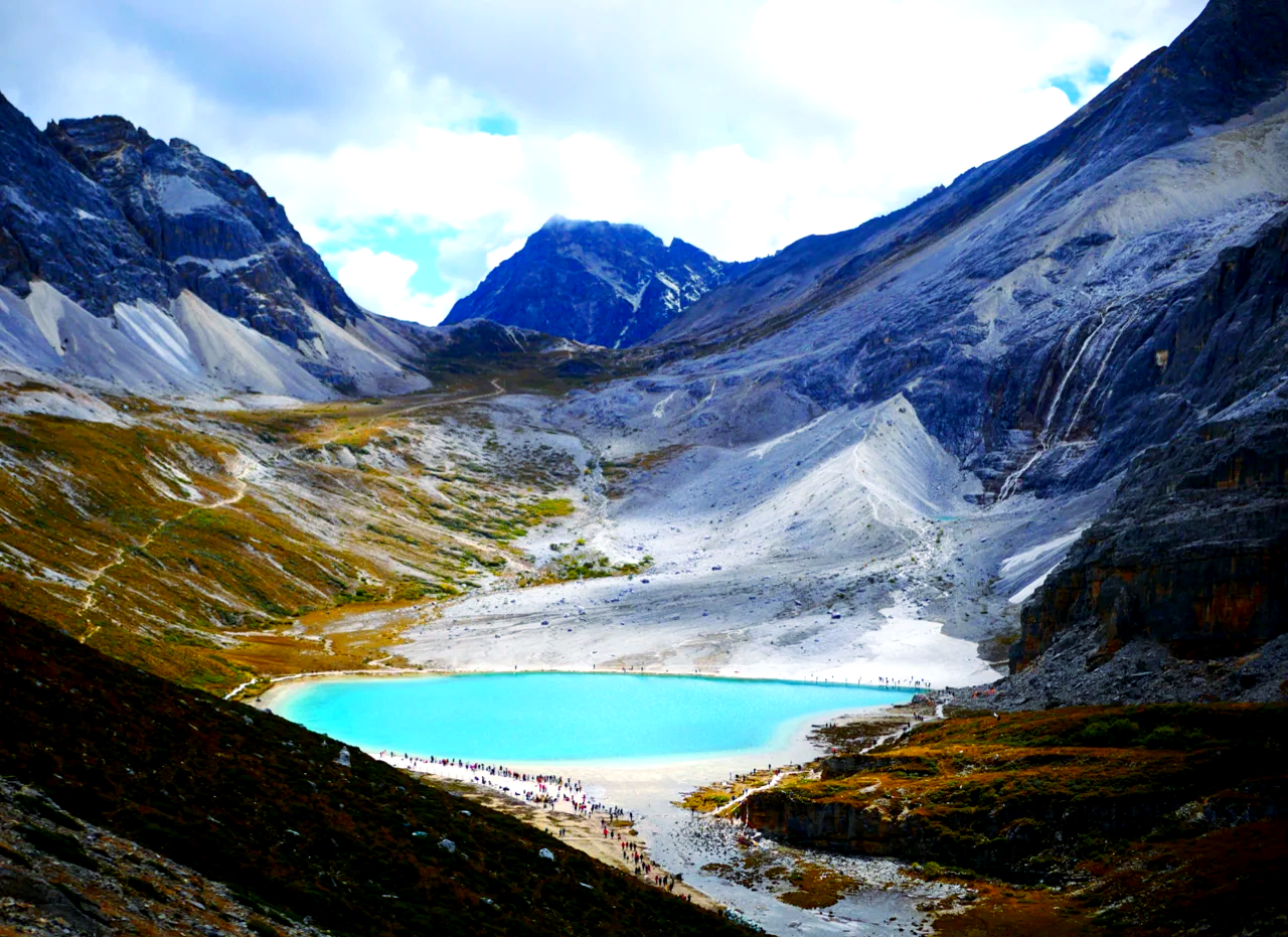 Daocheng Yading Milk Sea