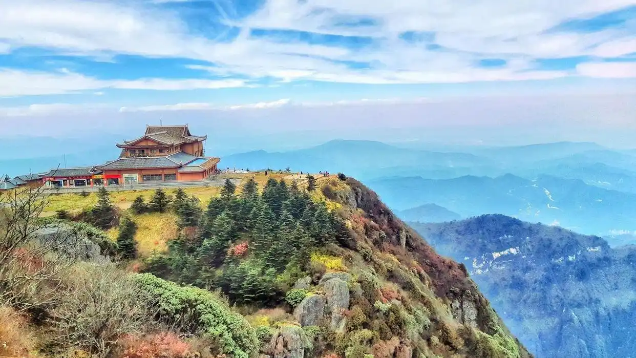 Emei Mountain Distant View