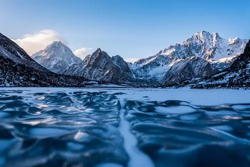 mount gongga glacier view